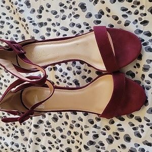 Olivia Burgundy Heels Size 8